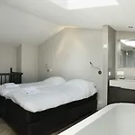 Stayci Serviced Westeinde 아파트