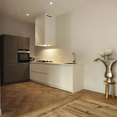 Stayci Serviced Westeinde Apartamento