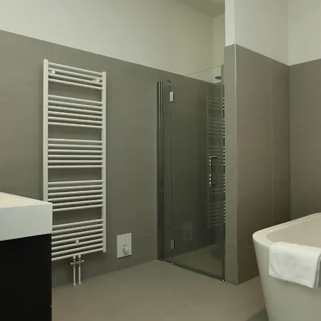Stayci Serviced Westeinde Apartamento *